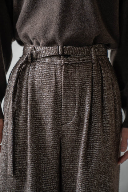 BELTED WIDE PANTS
