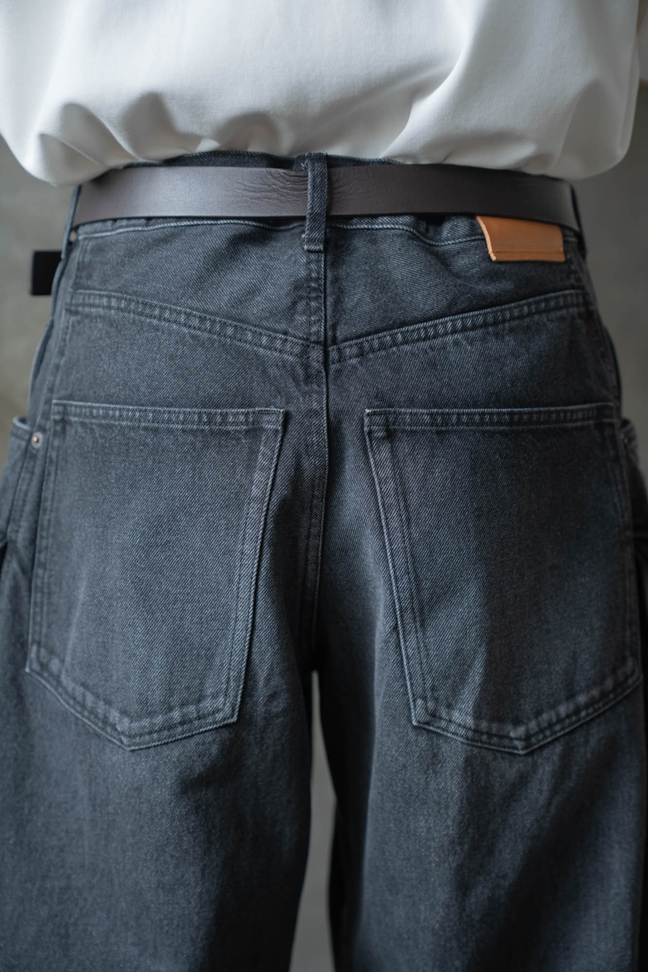3D cutting denim pants