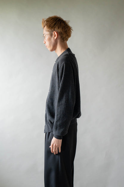 CASHMERE CREW NECK CARDIGAN .16