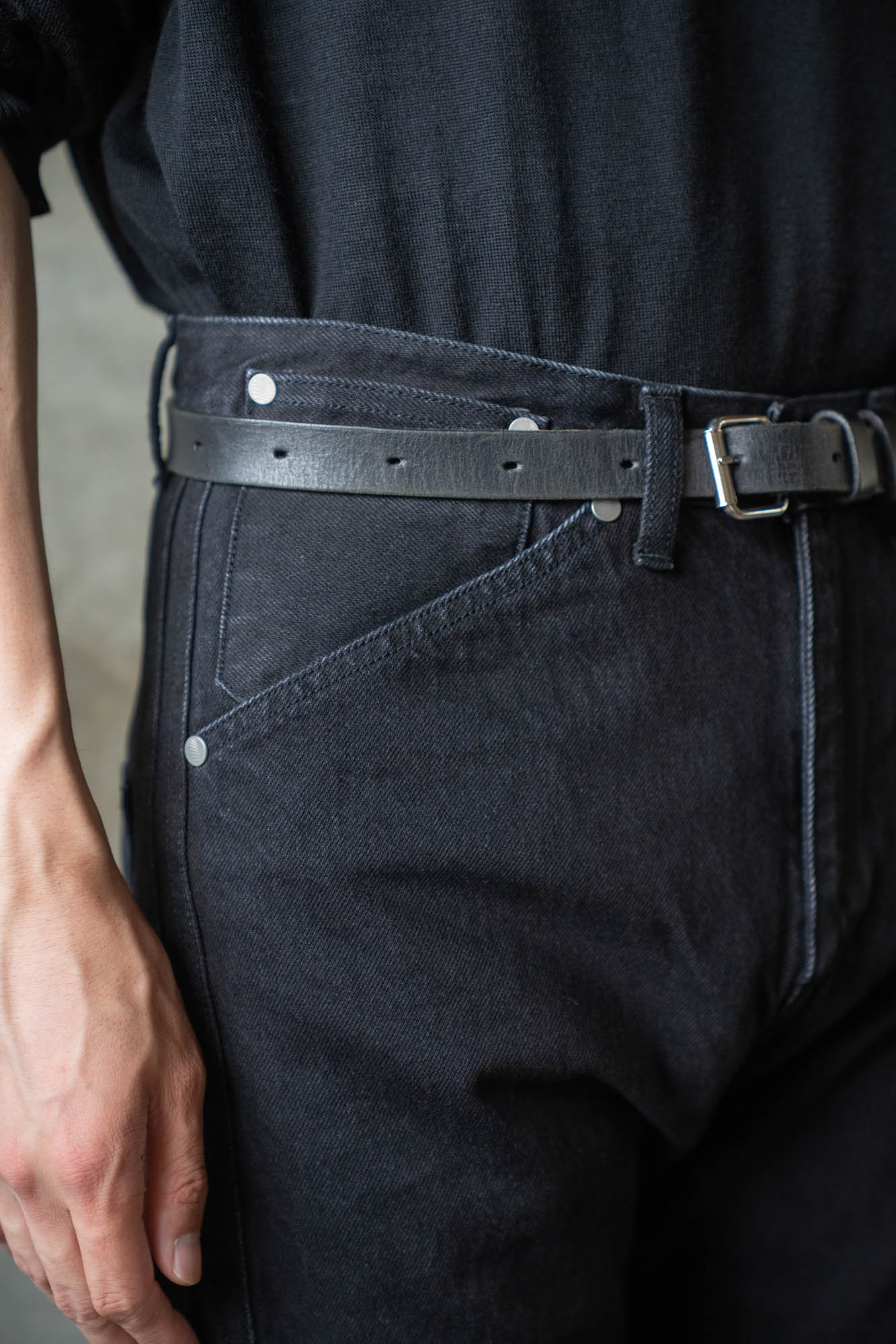 3D TWISTED JEANS