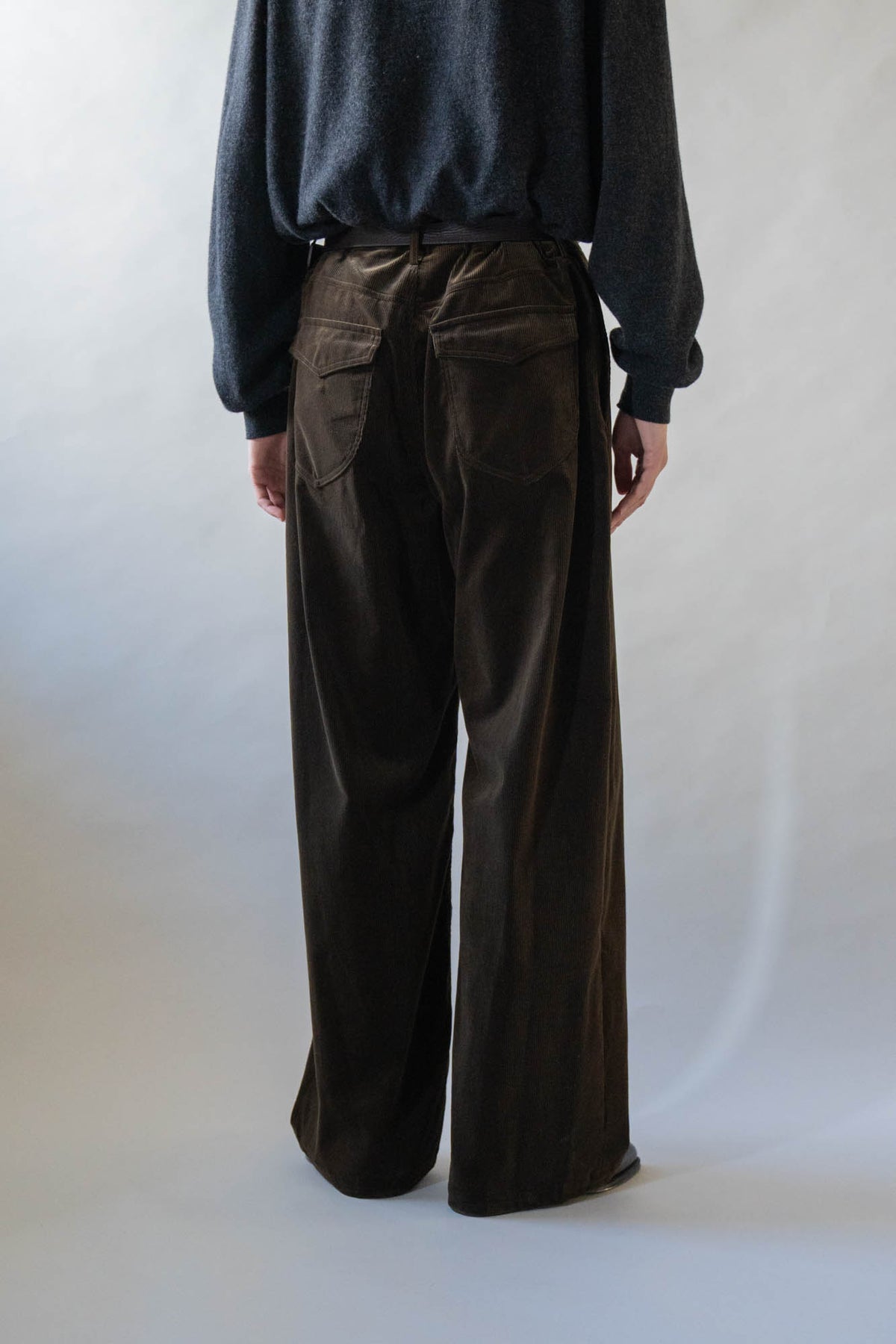 WIDE STRAIGHT PANTS