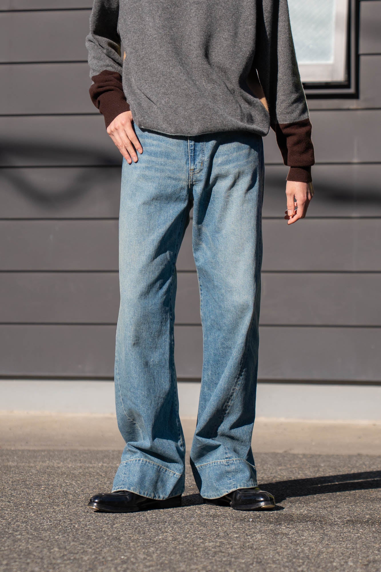 TWIST CUT DENIM JEANS(ST.1396)