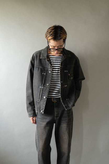 THE JEAN JACKET