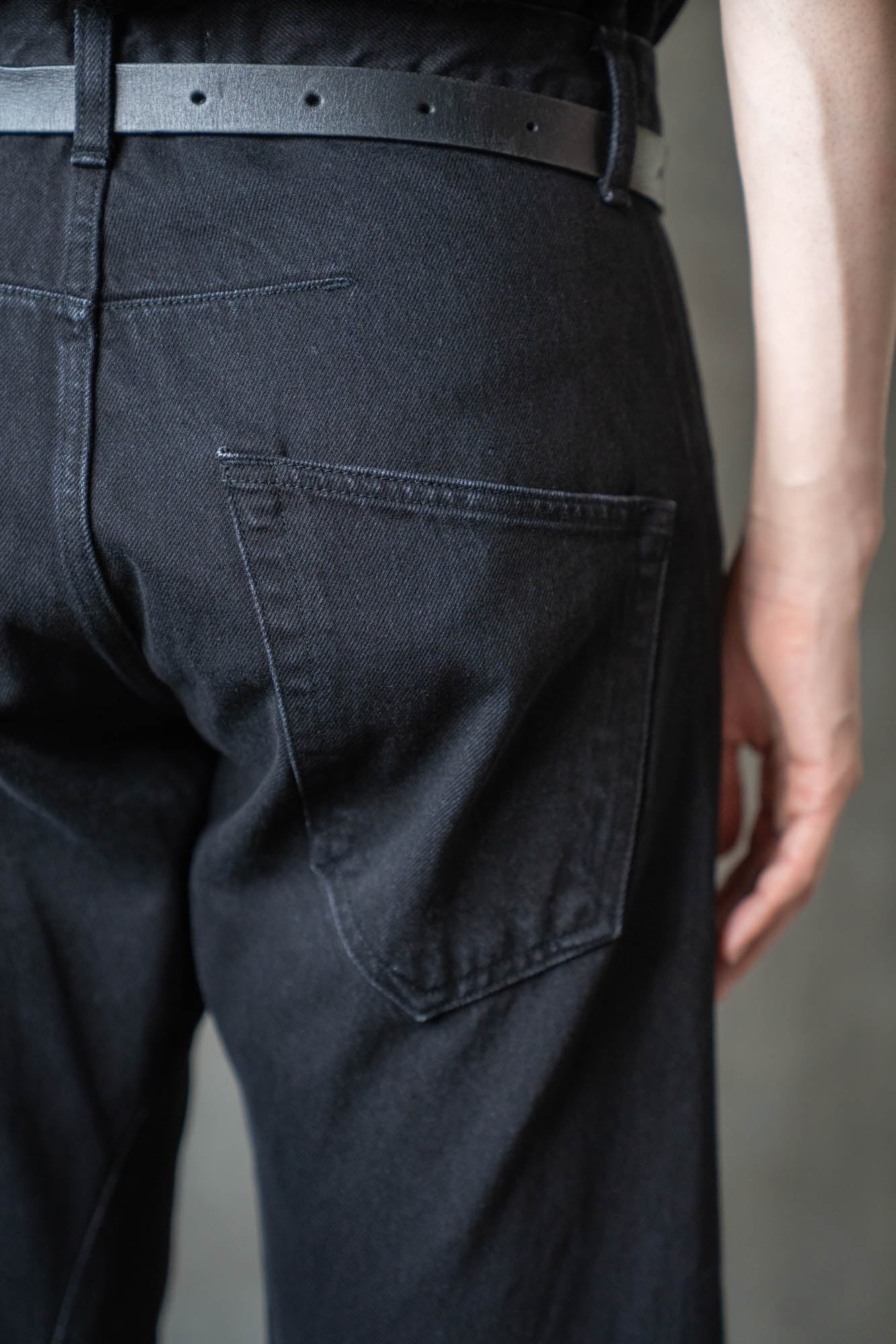 3D TWISTED JEANS