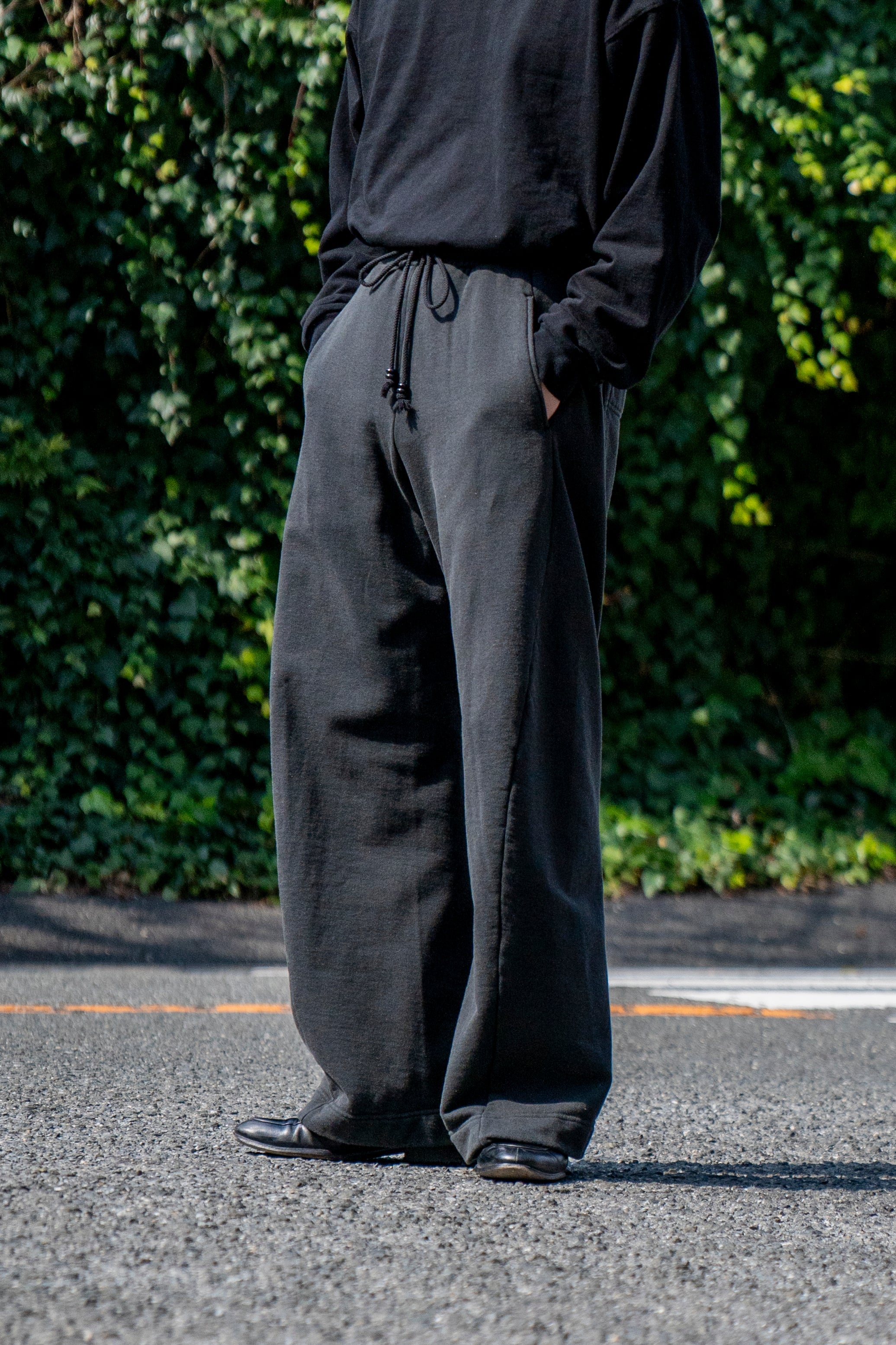 3D TWISTED LOUNGE WIDE PANTS