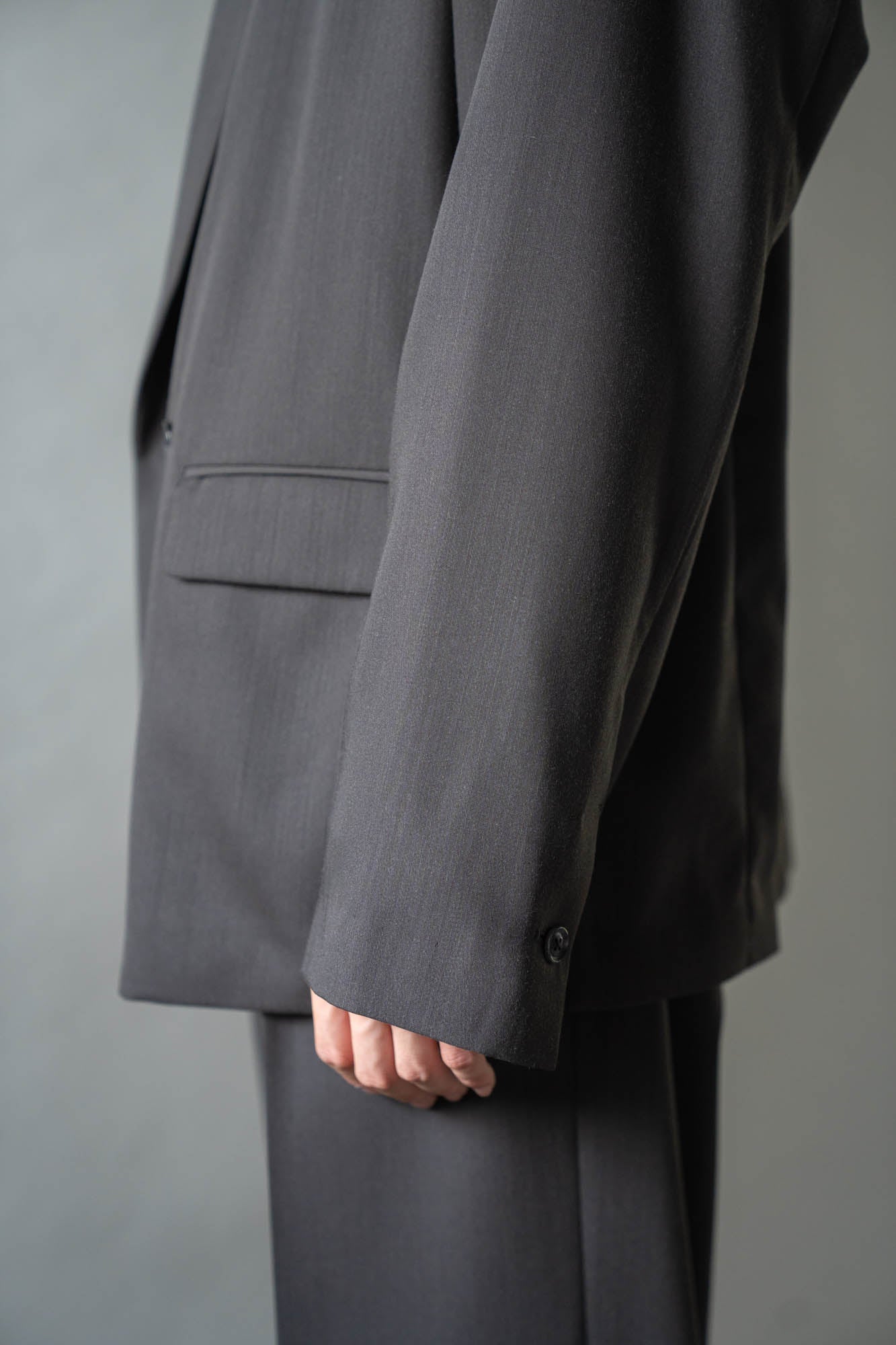 DOUBLE-BREASTED RELAX SHOULDER JACKET