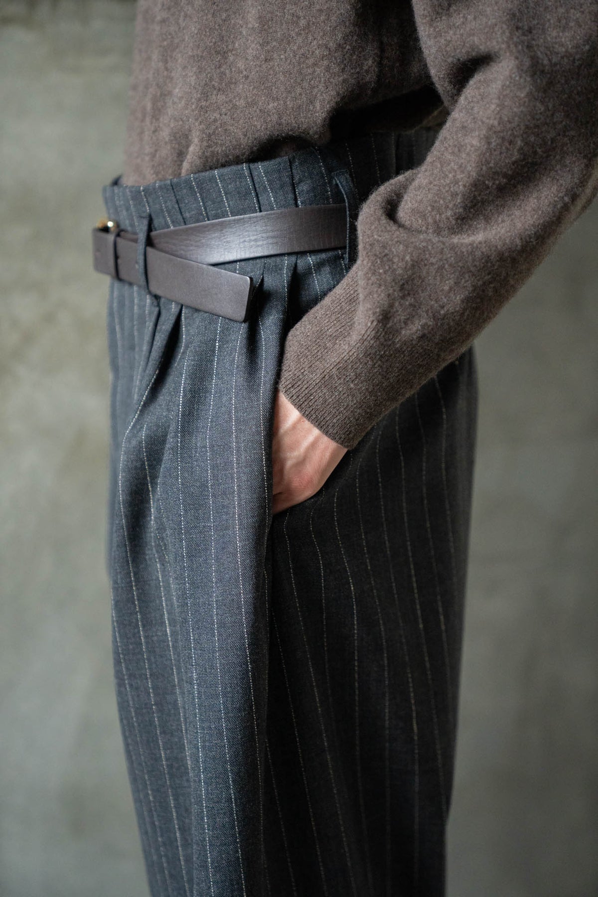 5 Tuck Trouser in Wool Pinstripe