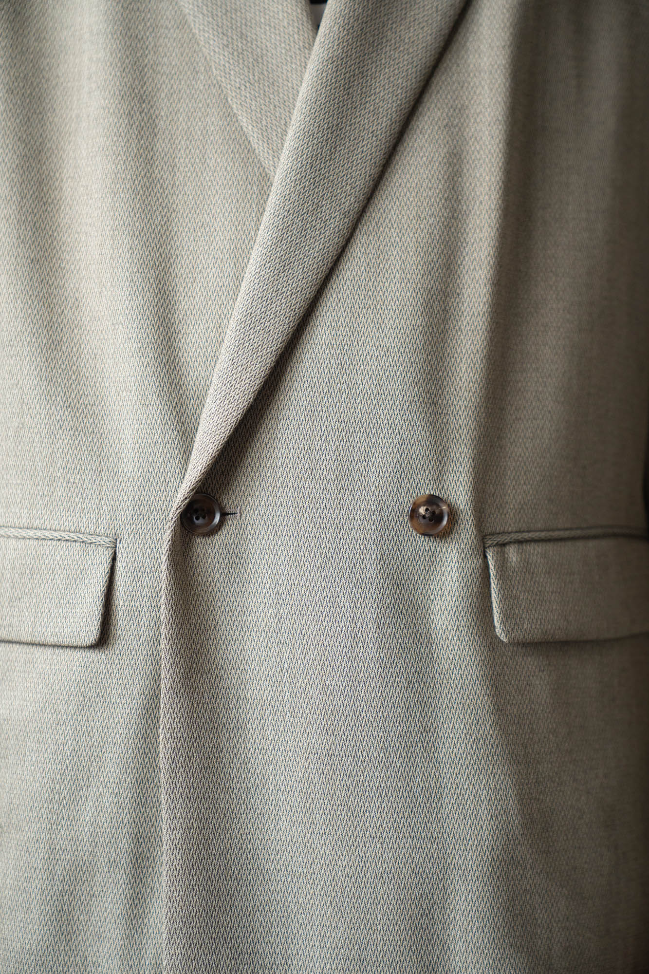 DOUBLE-BREASTED RELAX SHOULDER JACKET