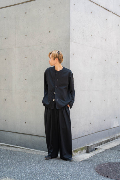 No-collar wool gabardine jacket