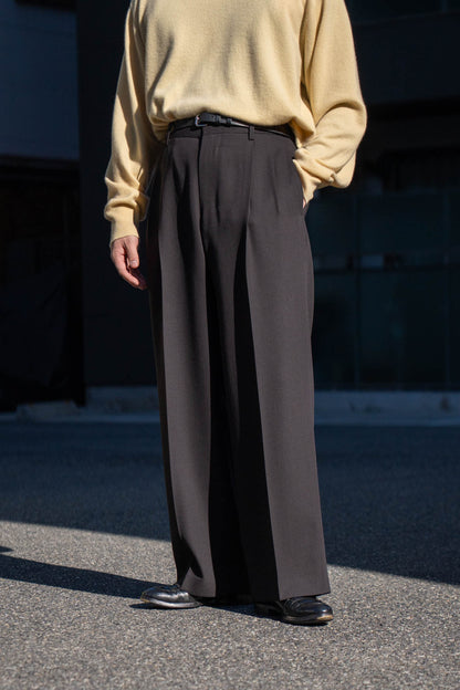 TWO TUCKS WIDE TROUSERS
