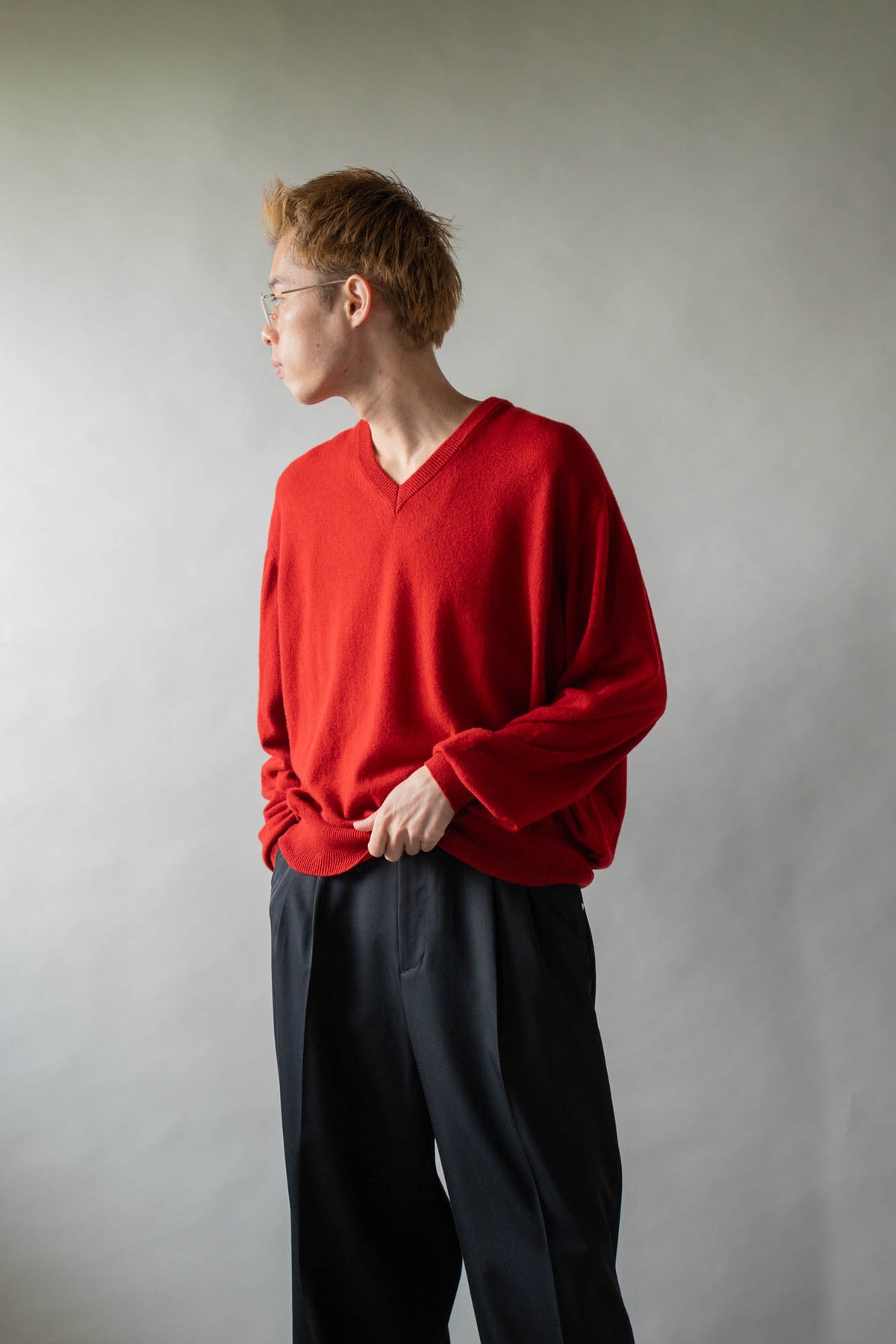 CASHMERE V-NECK KNIT .16