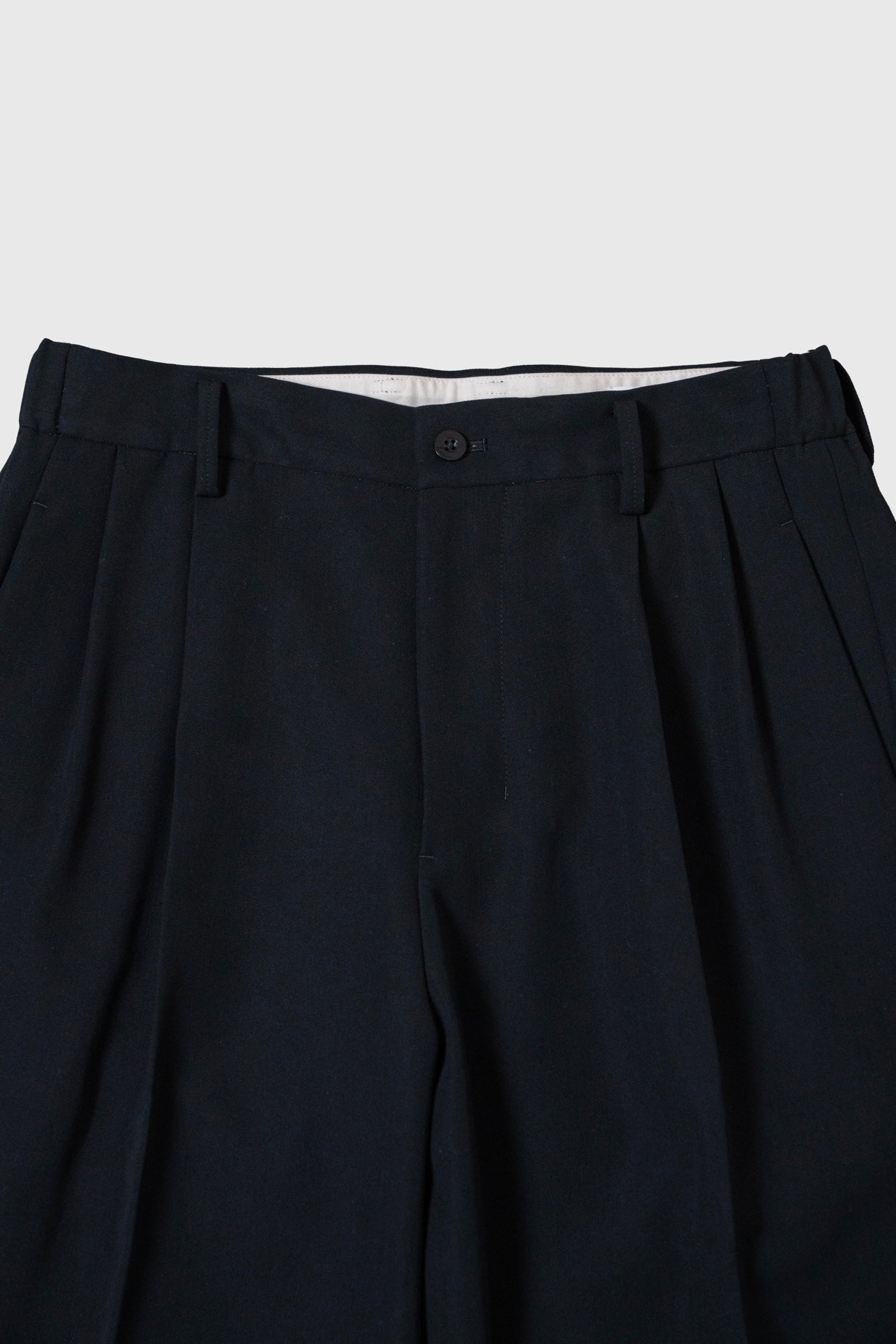 sign別注 TWO TUCKS WIDE TROUSERS