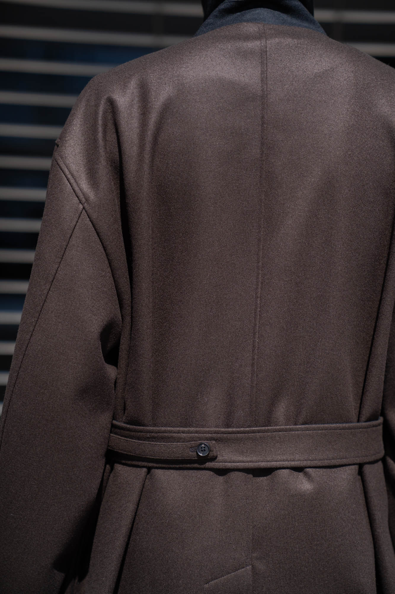 DOUBLE LAPELED DOUBLE BREASTED COAT(ST.1209)