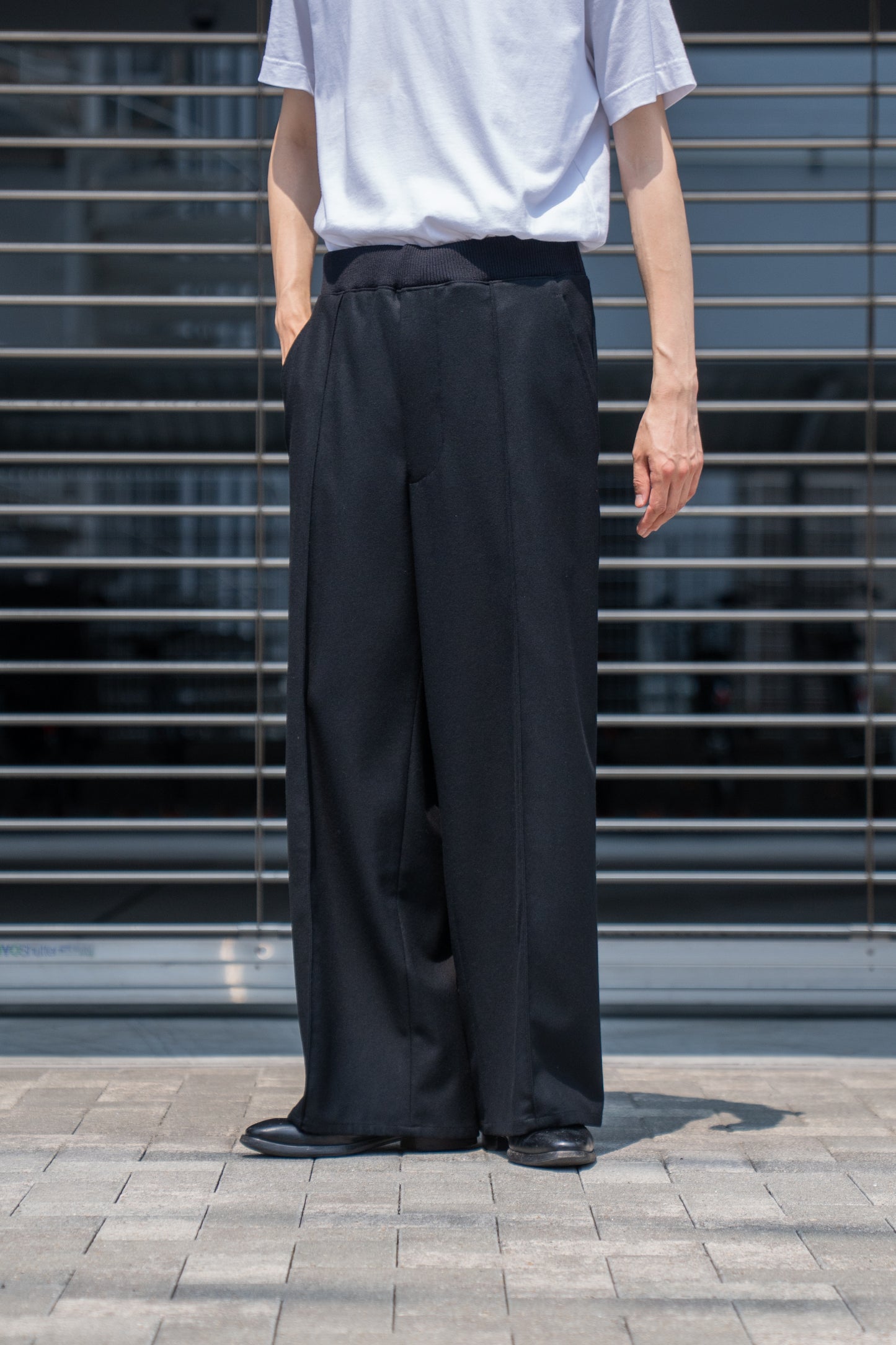 WIDE TROUSER WITH RIBBED WAISTBAND IN WOOL FLANNEL