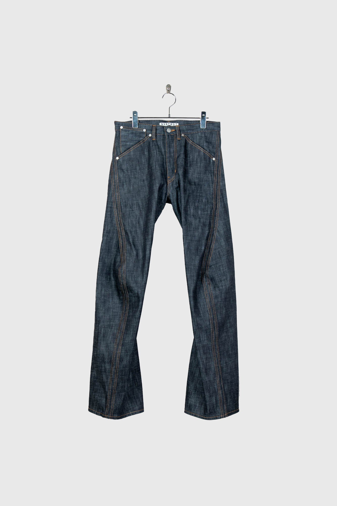 3D TWISTED JEANS