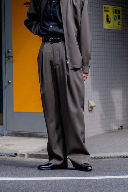 INVETED PLEATS TROUSER