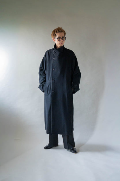 STAND-COLLAR COAT