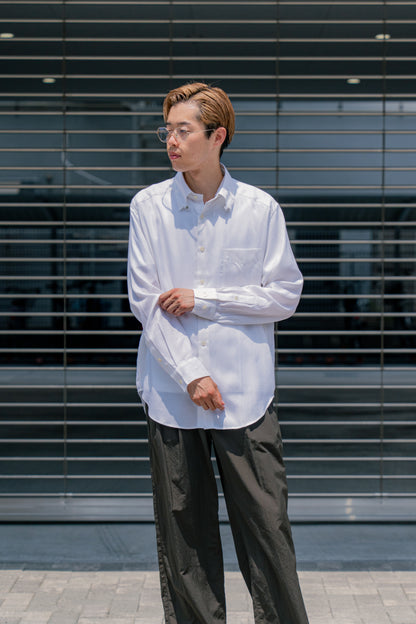 REGULAR FIT TAB COLLAR SHIRT.14