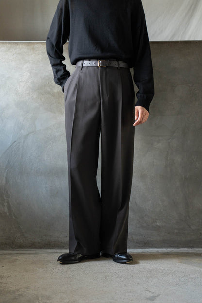 TWO-TUCKS WIDE TROUSERS