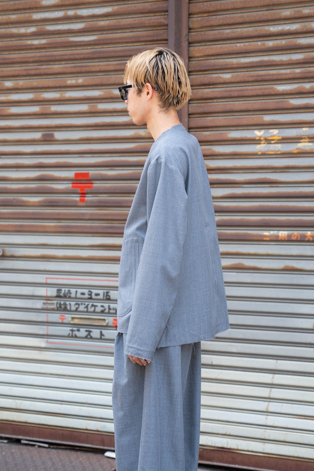 No-collar wool gabardine jacket