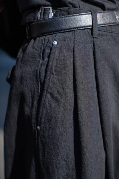 TWO TUCKS BUGGY PANTS