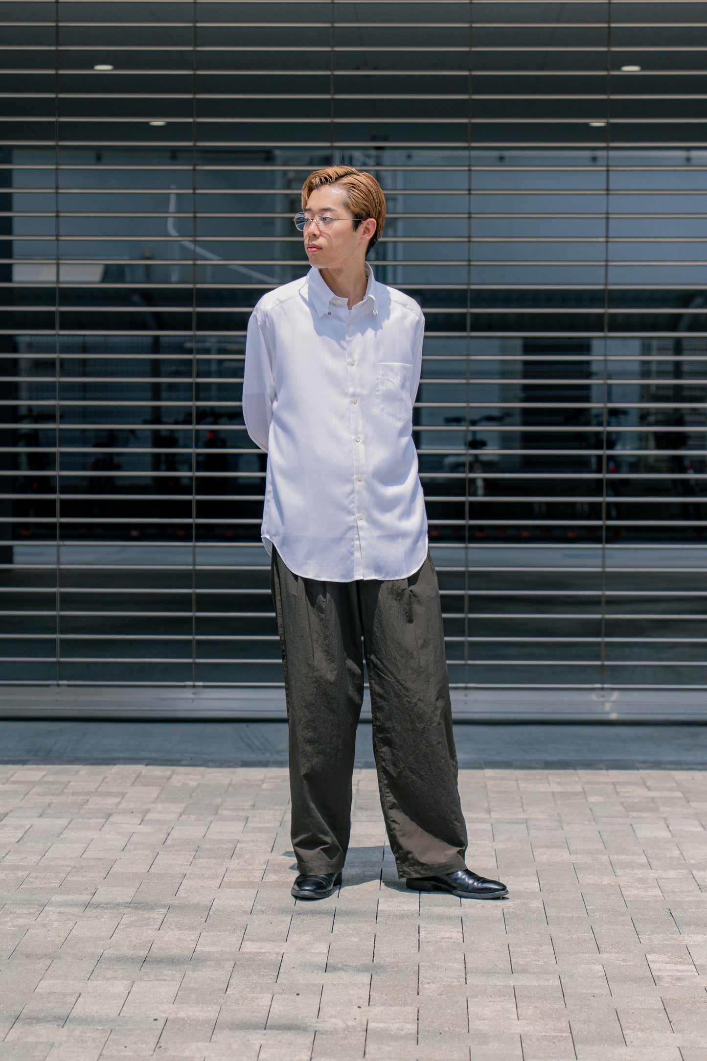 REGULAR FIT TAB COLLAR SHIRT.14