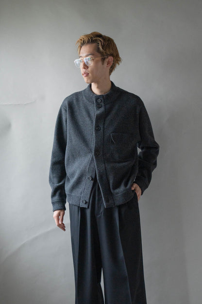 CREW NECK CARDIGAN