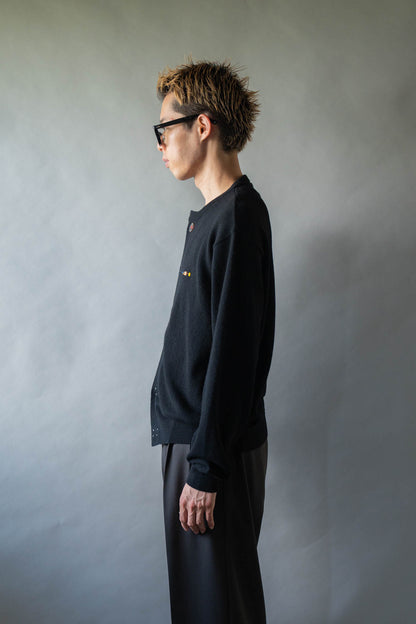 Wool knit cardigan for sign