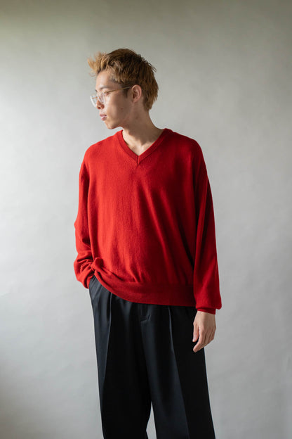 CASHMERE V-NECK KNIT .16