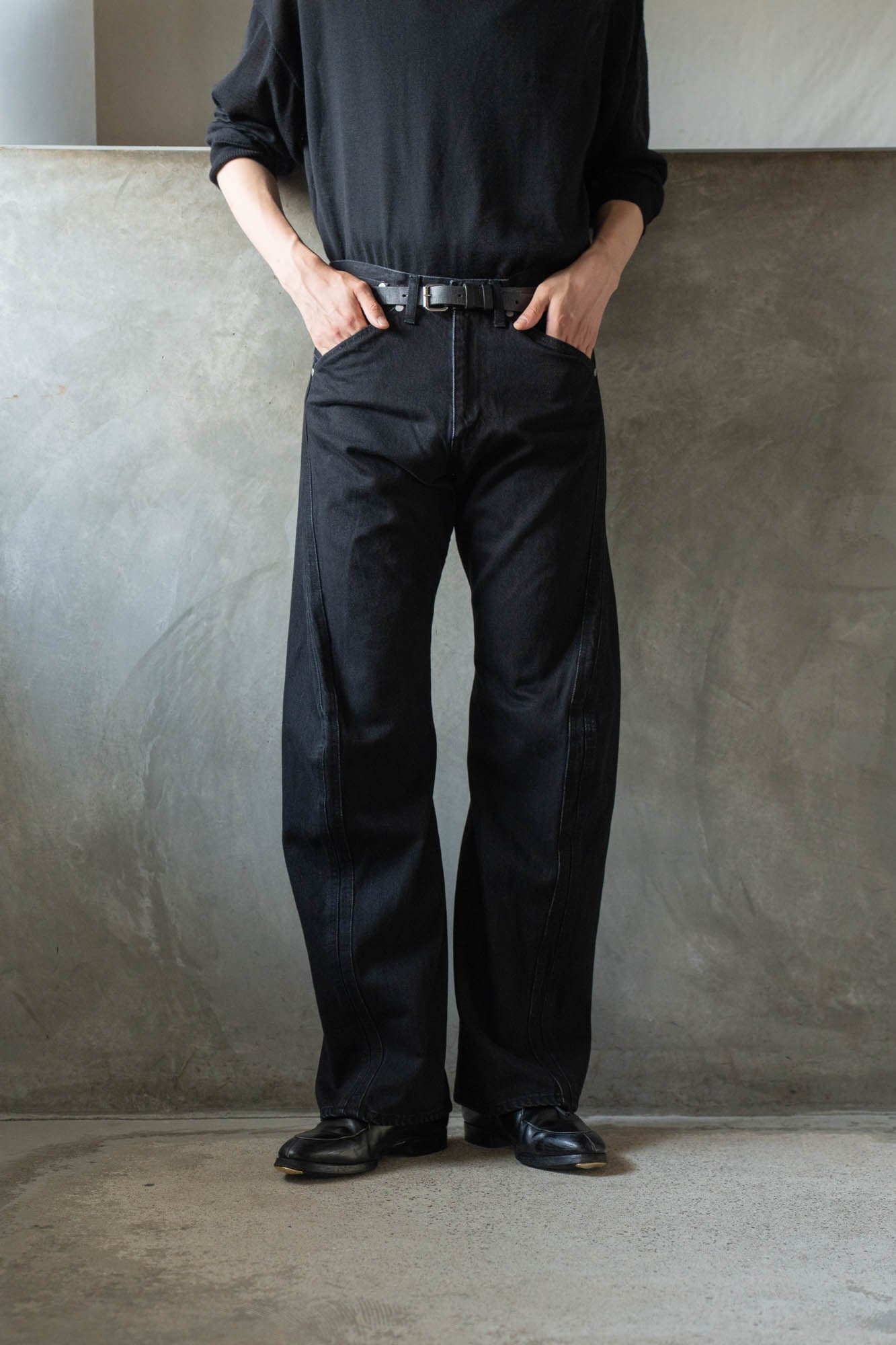 3D TWISTED JEANS