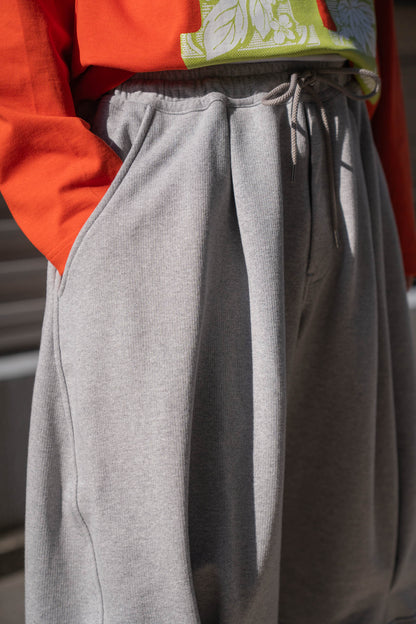 Pleated Balloon Sweat Shorts