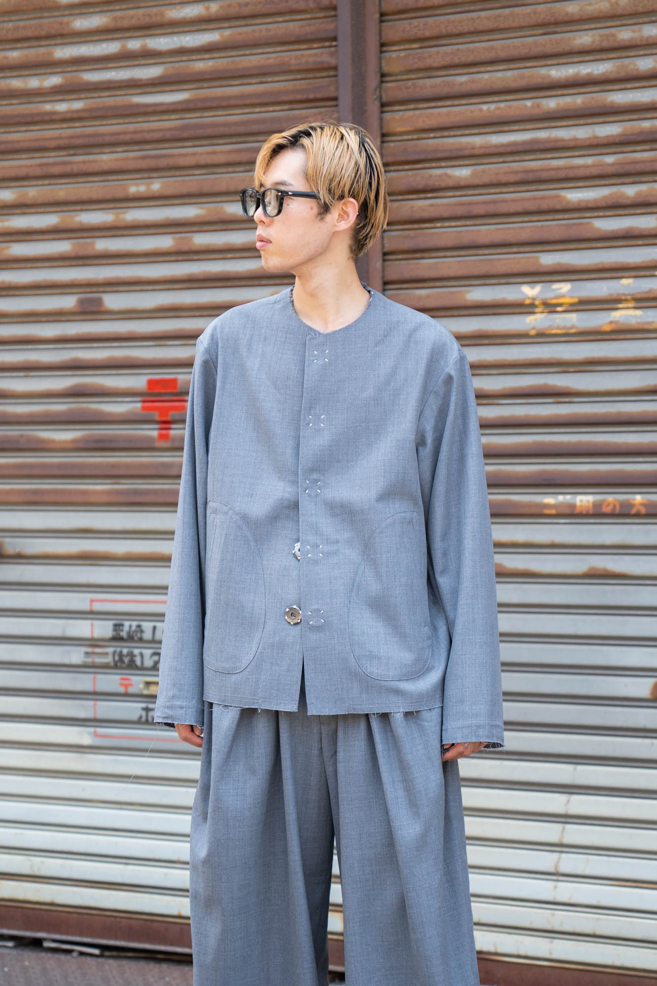 No-collar wool gabardine jacket