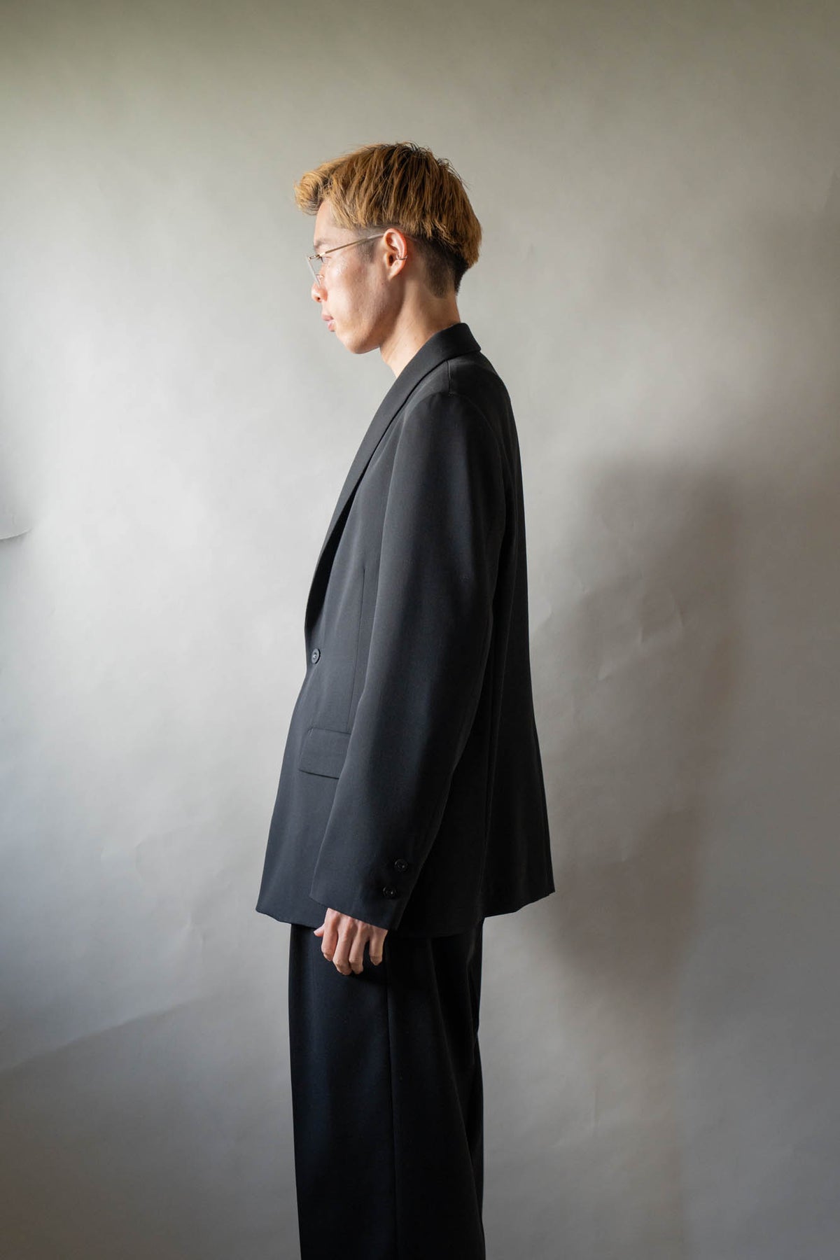 MODIFIED SHAWL-COLLAR JACKET