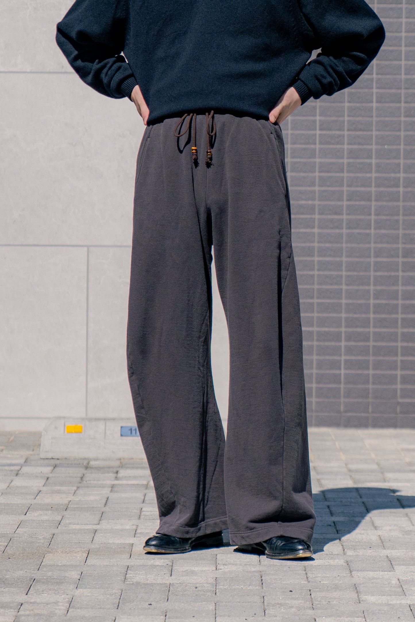 3D TWISTED LOUNGE WIDE PANTS