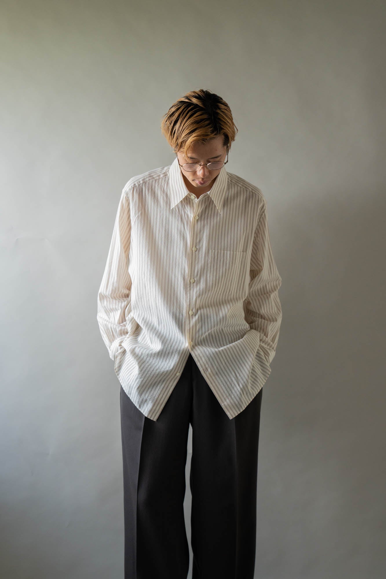 REGULAR COLLAR RELAX-FIT SHIRT