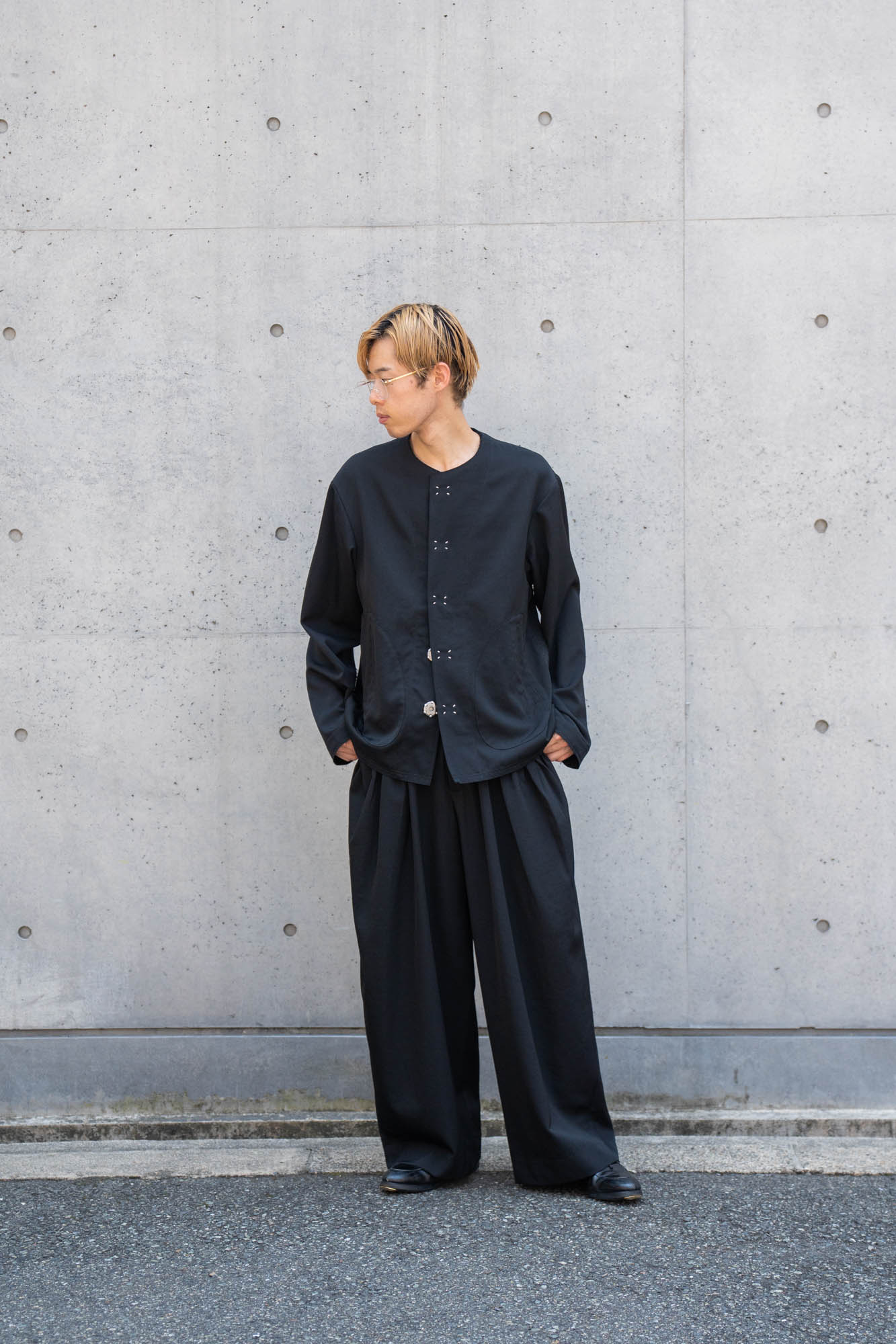 No-collar wool gabardine jacket