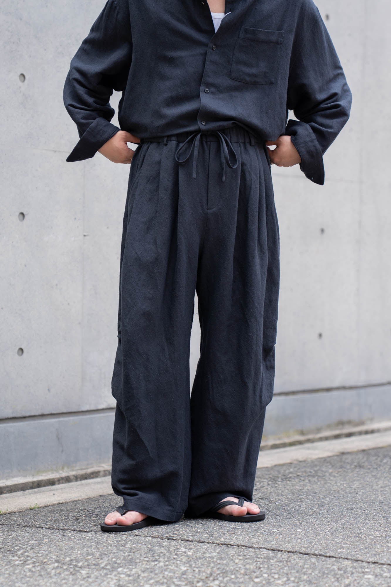 Linen Silk Wide Knee Tuck Pants