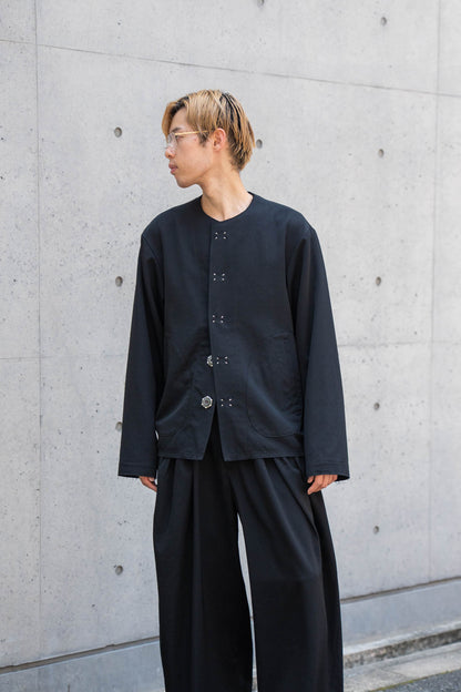 No-collar wool gabardine jacket