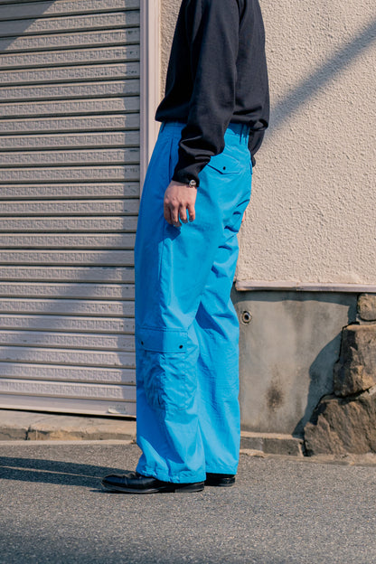 TWO TUCKS WIDE CARGO PANTS