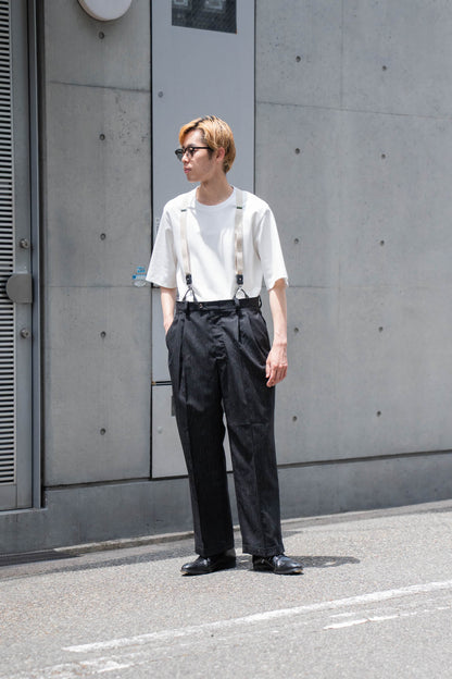 sign別注 Two-tuck trousers with suspenders
