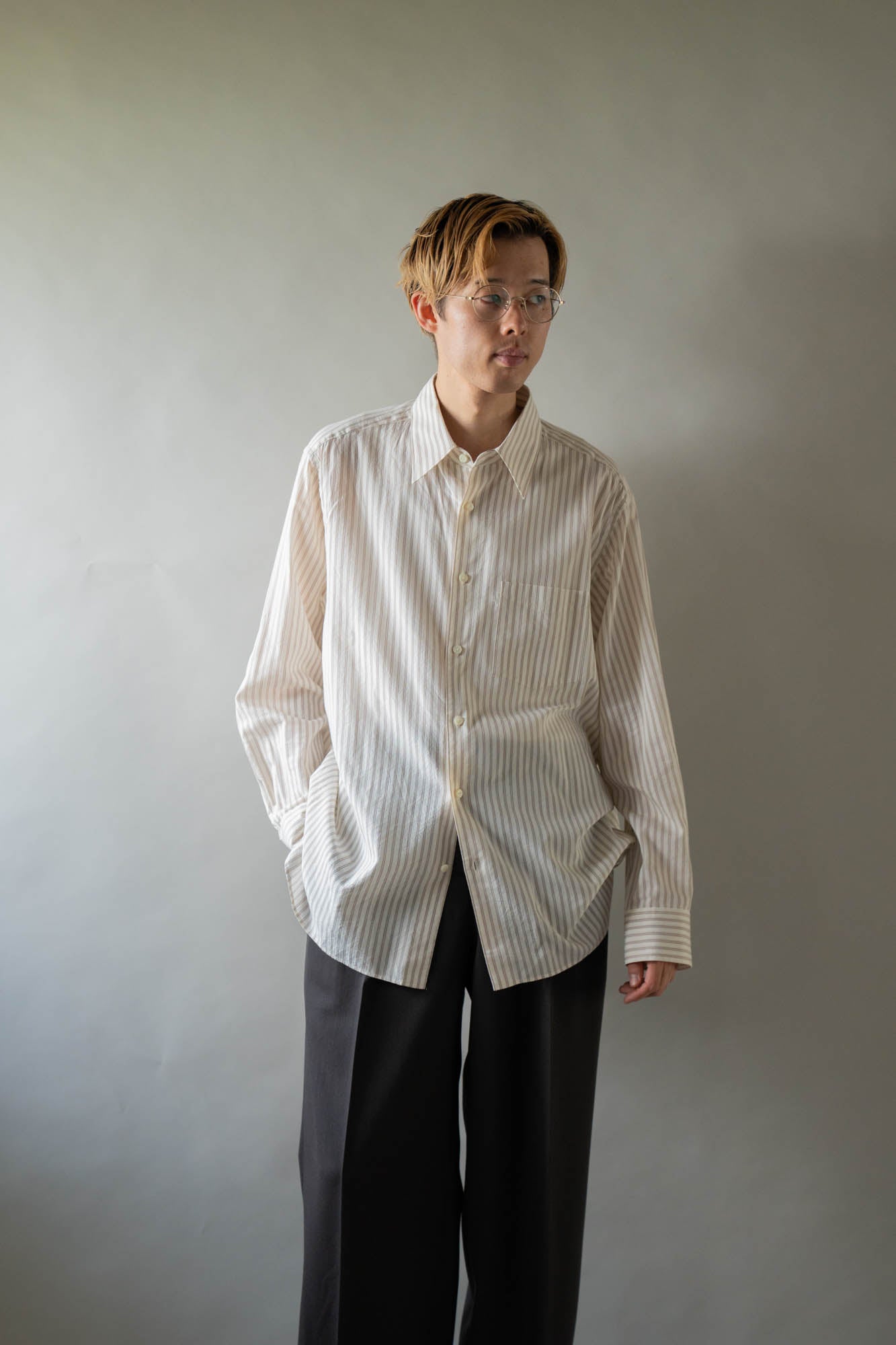 REGULAR COLLAR RELAX-FIT SHIRT