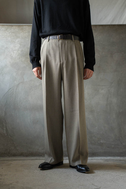 TWO-TUCKS WIDE TROUSERS