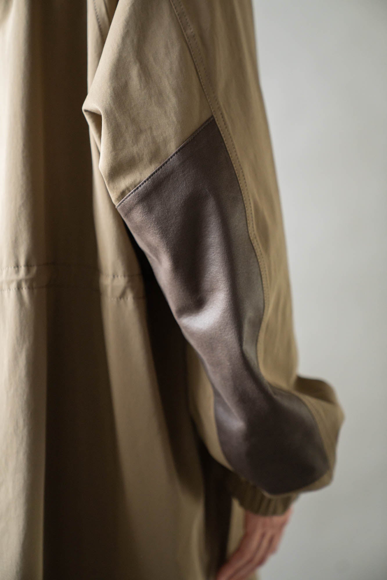 REVERSIBLE STAND-COLLAR BLOUSON