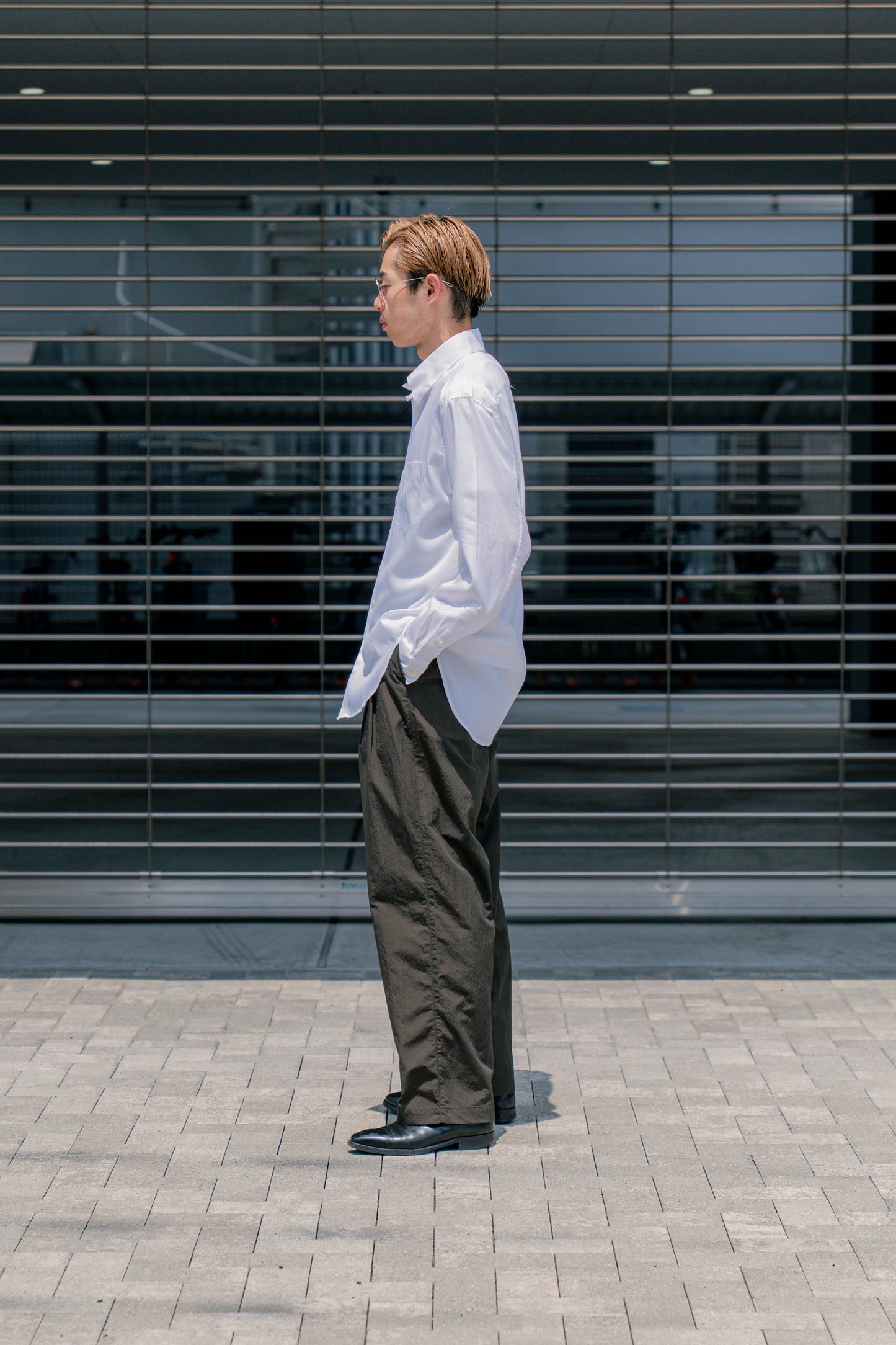 REGULAR FIT TAB COLLAR SHIRT.14