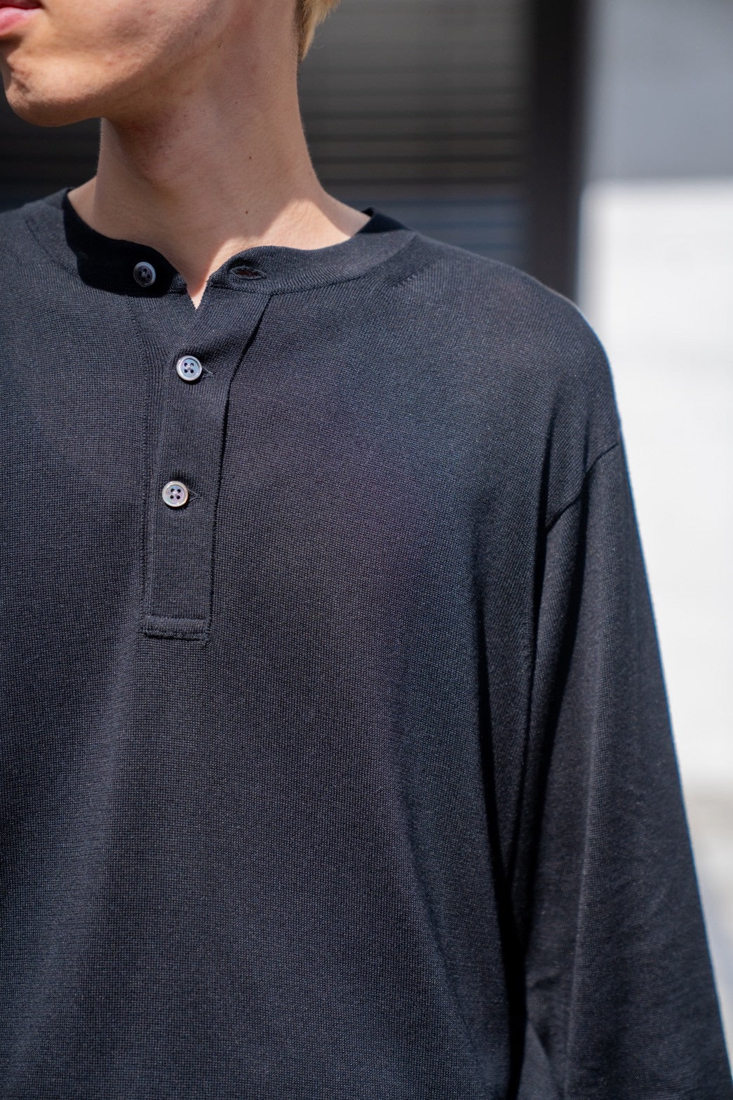 SILK HENLEY NECK PULL OVER / SLPO
