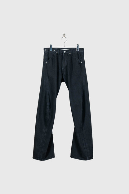 3D TWISTED JEANS