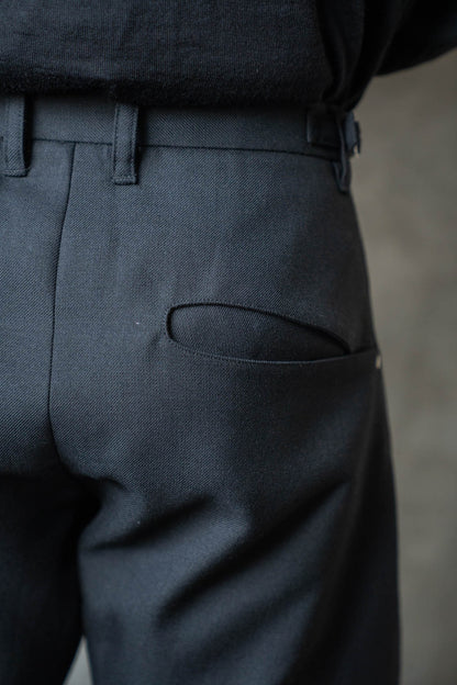 3D TWISTED TAILORED PANTS