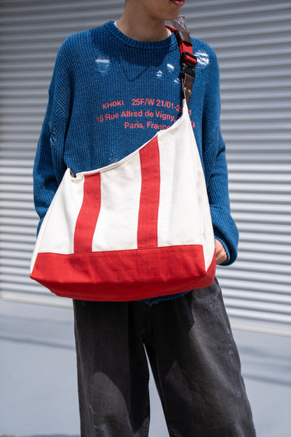 D cutting messenger bag