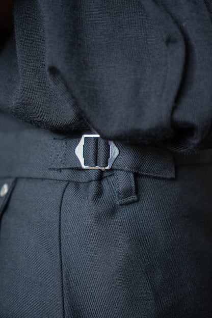 3D TWISTED TAILORED PANTS