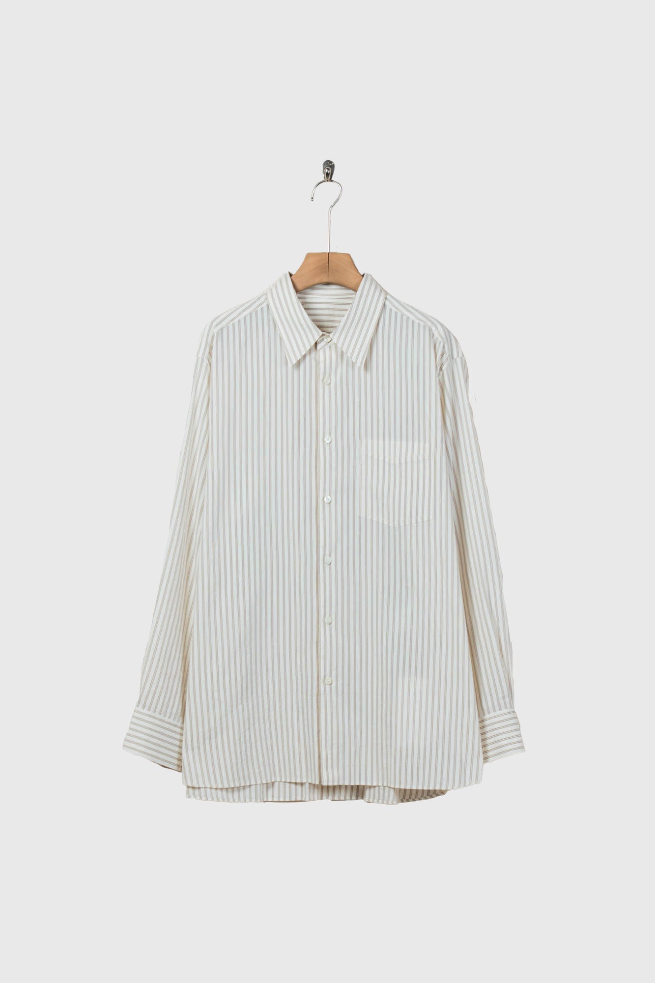 REGULAR COLLAR RELAX-FIT SHIRT